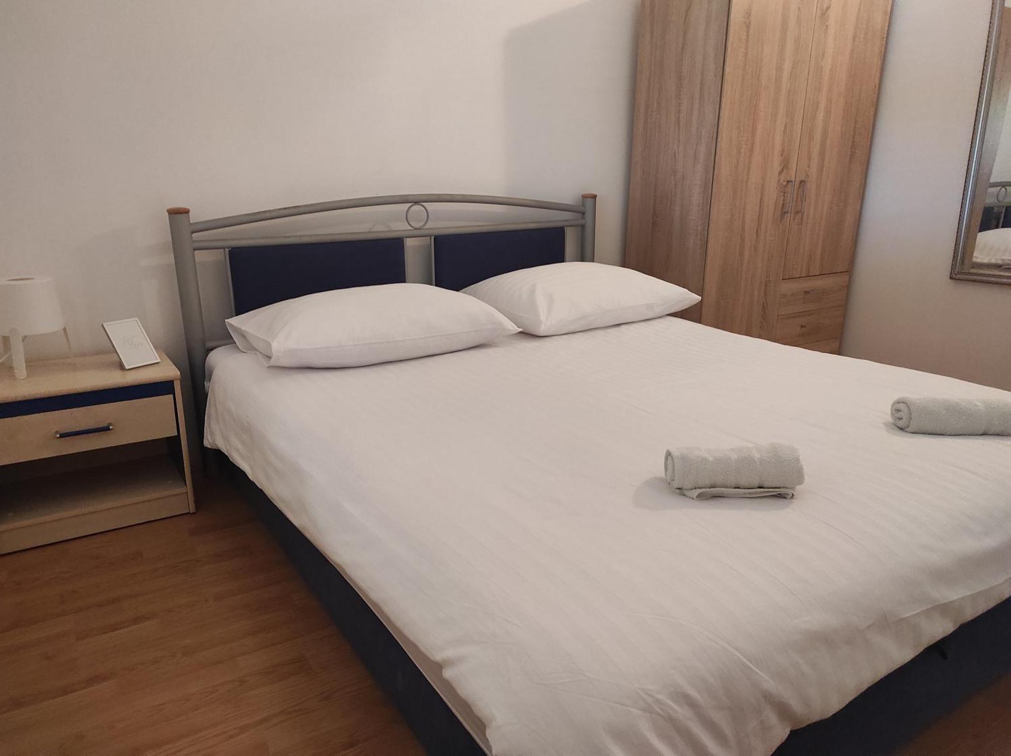 Apartments Lucija Solaris Sibenik Bilik gambar